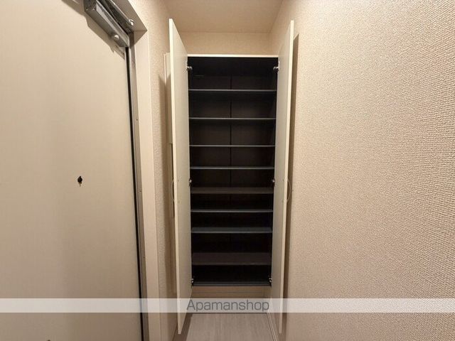 太秦レジデンス E棟の内装写真