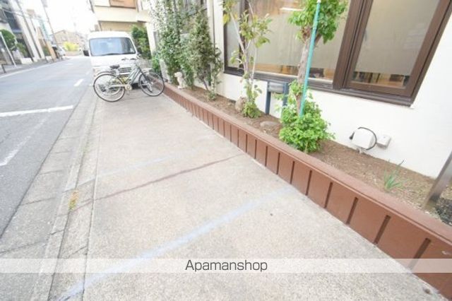 富士見庵ビルの玄関写真