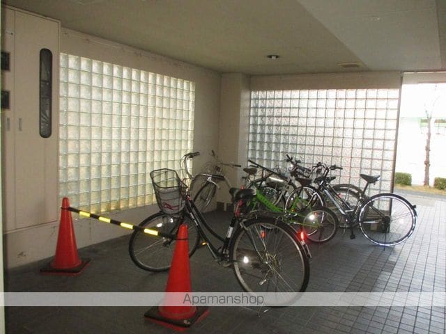 ロイヤル香久山の外観写真