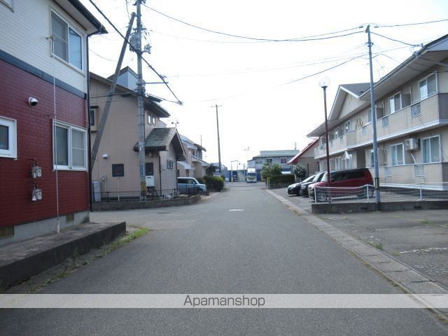 レフィナード Dの周辺写真