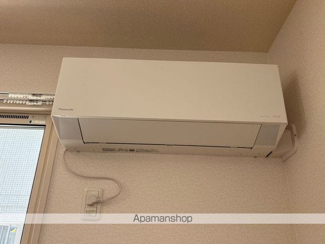 福井市 2階建 築12年の内装写真