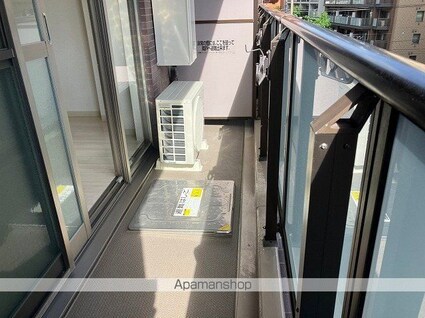 フェニックス新横濱クアトロ[2DK/44.16m2]のバルコニー