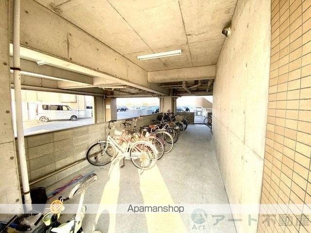 シャルマンコーポ土居[3LDK/66m2]の共用部3
