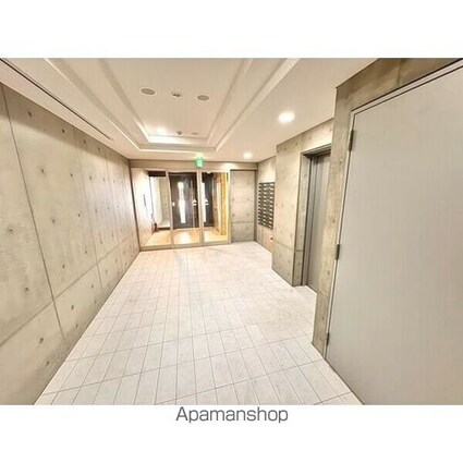 ラ・ルーシュ泉[1K/24.92m2]のエントランス