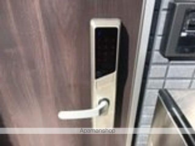 スリジエ Aの玄関写真