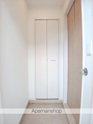 レゾナンスの内装写真
