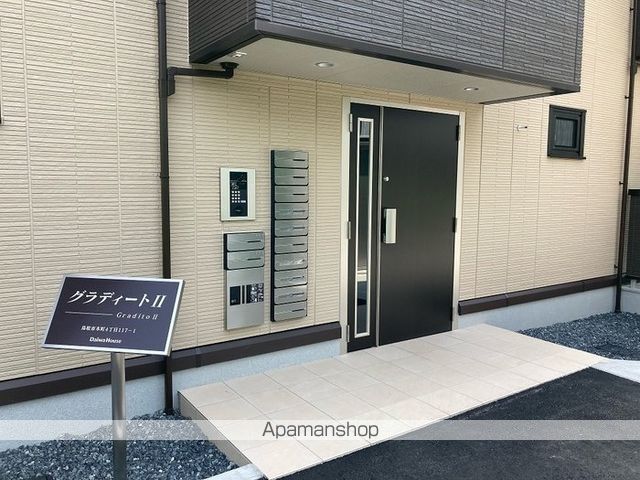 グラディートIIの玄関写真