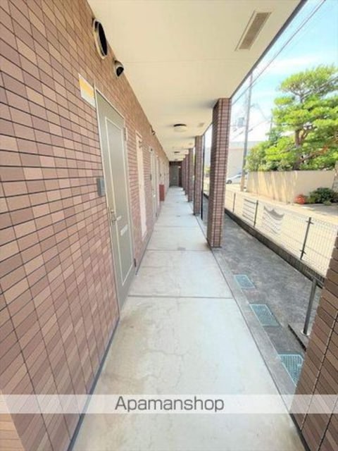和歌山県和歌山市小松原５丁目[1K/27m2]のエントランス