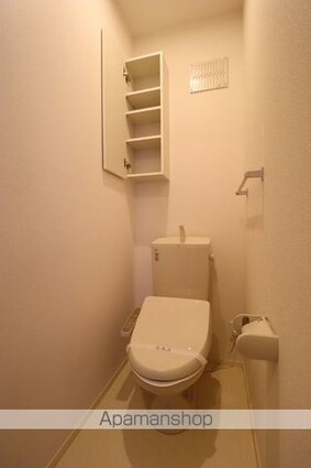 ゴールドウイング　Ｂ棟[2LDK/51.68m2]のトイレ