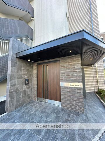 CASA DEL YO.の玄関写真