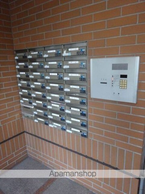 和歌山県和歌山市十番丁[1LDK/40m2]のエントランス5