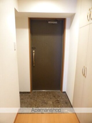 東京都中野区弥生町１丁目[1DK/34.5m2]の玄関