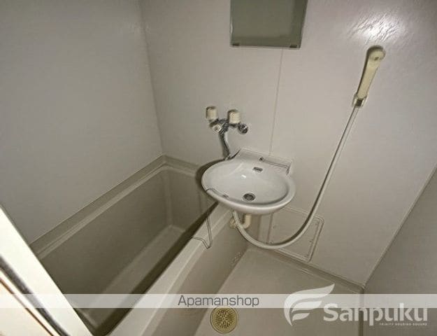 レオパレスラ プランタン IIの内装写真
