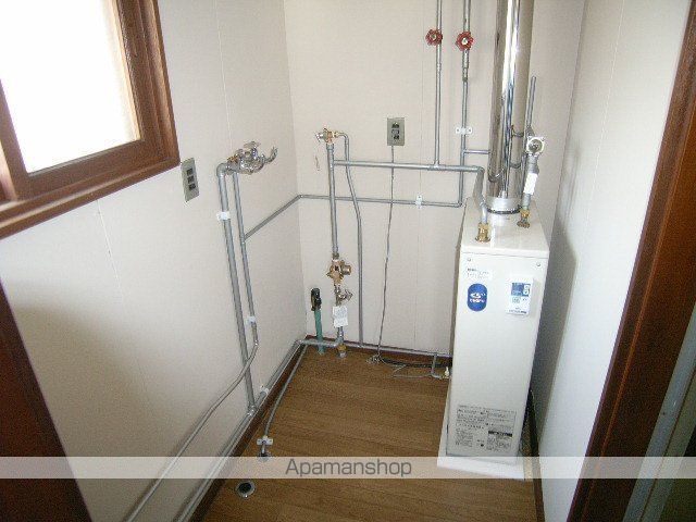 室蘭市 2階建 築43年の内装写真