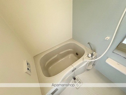 フロール南彦根[1LDK/52.99m2]のバス