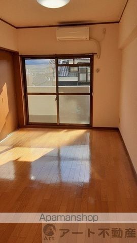 秀和ココペリの内装写真