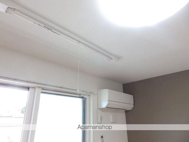 ロイヤルステージ西津田の内装写真