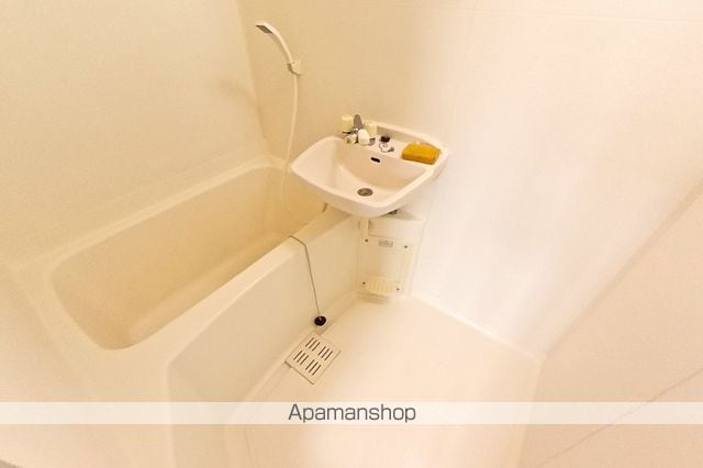マンション・ターラの内装写真