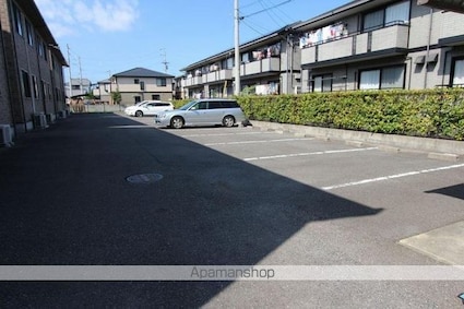 ユイマールガーデンⅡ[2LDK/53.76m2]の駐車場