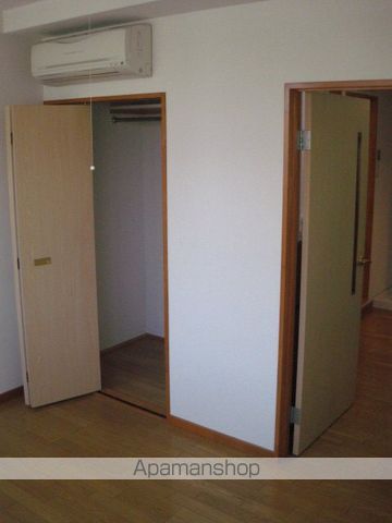 OYA−BLDGの内装写真