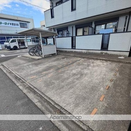 サン香呑[1K/22.93m2]の駐車場