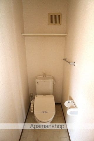 グリーンブラウンの内装写真