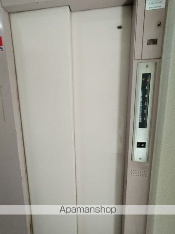 メゾンペルマナントの内装写真