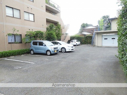 第２アーク山崎[2LDK/51.15m2]の駐車場1