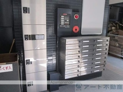 オックスフォードサーカス松山市駅Ⅰ[1R/22.94m2]のエントランス