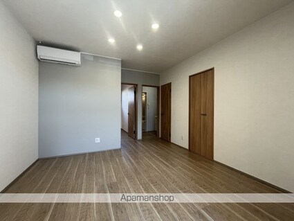 クレインハイツ[1LDK/35.7m2]のリビング・居間