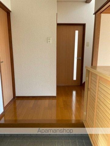 可部線 七軒茶屋駅 徒歩9分 2階建 築42年の内装写真