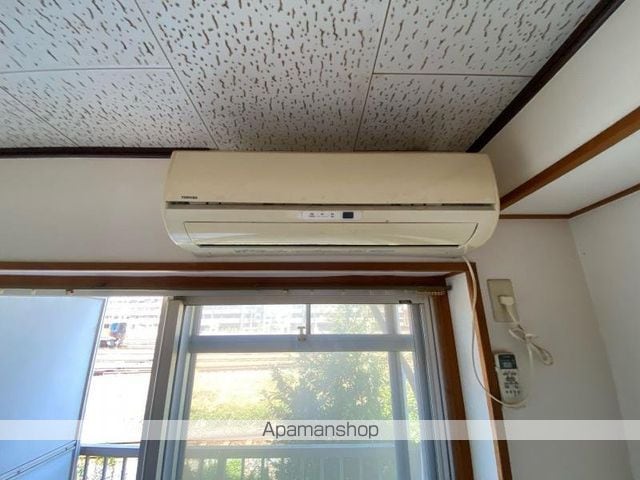 ドルフィン西宝町の内装写真