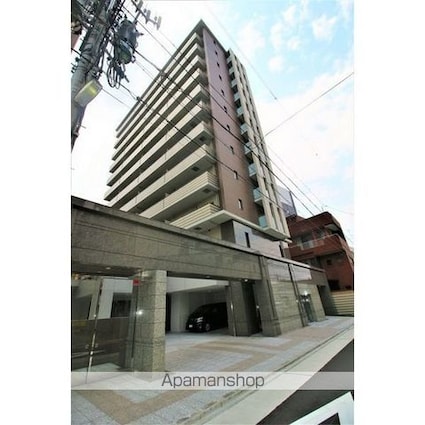 リンパクマンション[2LDK/64.6m2]の外観1