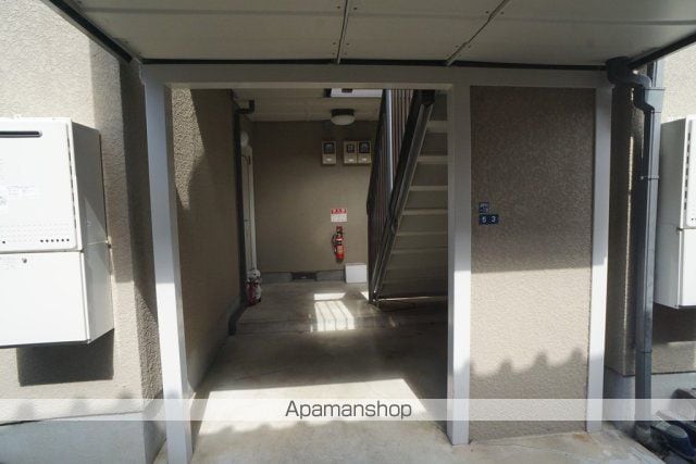 メゾンシェルブルーの玄関写真