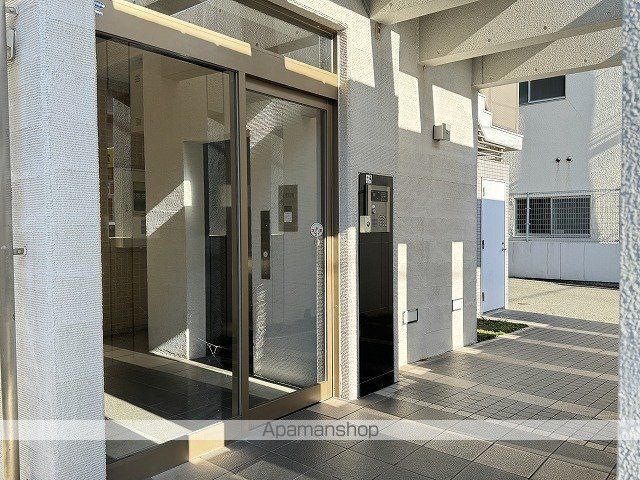 EMYU新町の玄関写真