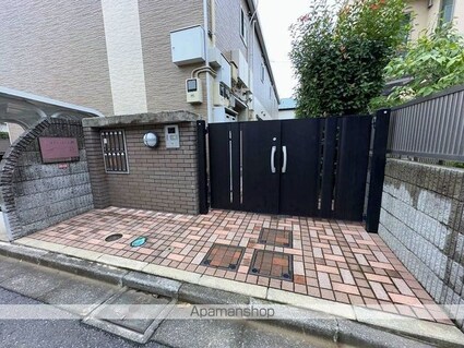 レオパレスプリマベーラ南阿佐谷[1K/21.65m2]のエントランス