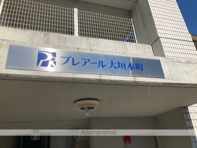 プレアール大垣本町の玄関写真