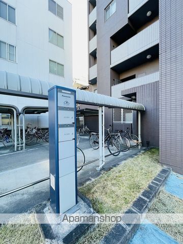 TRIーSTAGEの玄関写真