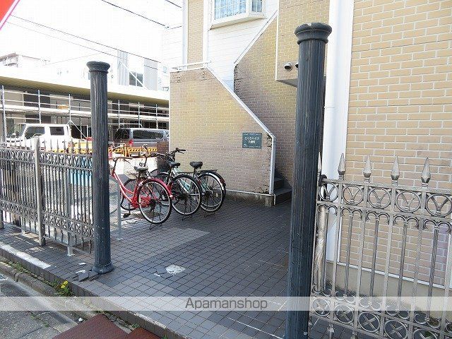 さくらハイツ六番町の玄関写真