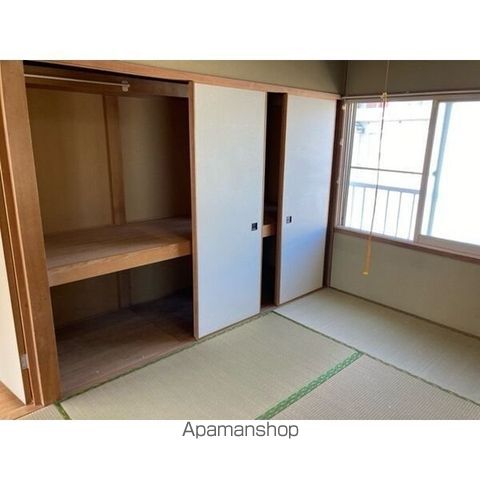 クリスタルピアCの内装写真