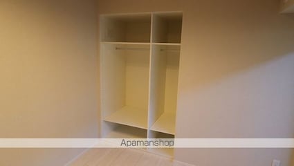 ＩＳ二十人町[2LDK/60.74m2]の収納