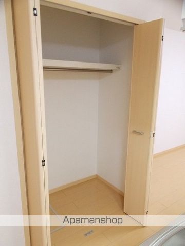 プレシャス 手屋の内装写真
