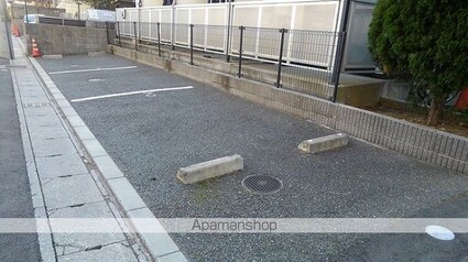 レオパレスソフィア　壱番館[1K/19.87m2]の駐車場