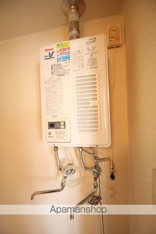 クリスタルハイツ栄町の内装写真