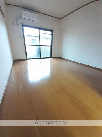 a・e pirikaの内装写真