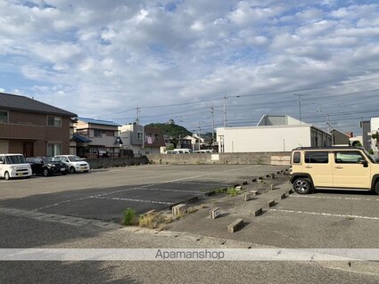 ＳＩＮＡＪＹＵＲＩＭＥ　ＮＡＲＵＴＯ[3DK/55.12m2]の駐車場