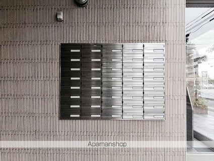 ＣＯＣＯ白楽町[1LDK/42.84m2]の共用部6