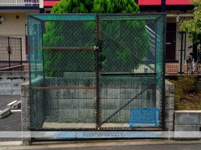 レオパレス湘南みずきの玄関写真