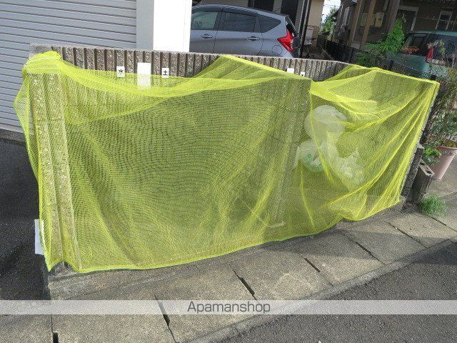 アンプルールブワAILEの玄関写真