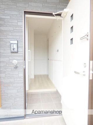 ケリーヒルズ[1LDK/50.01m2]の玄関